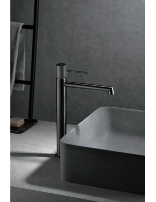 Monocommande lavabo bec haut Line